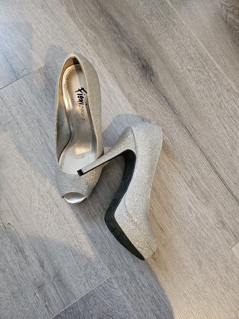FIONI Clothing Silver Glitter Peep-Toe Stiletto Pumps